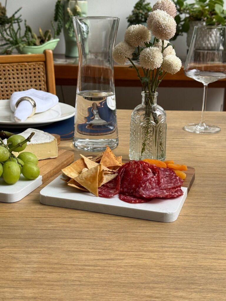 Tabla Cuadrada de madera y marmol
